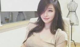 真人性爱直播大鸡腿,真人性爱大鸡腿，带你领略直播新风尚